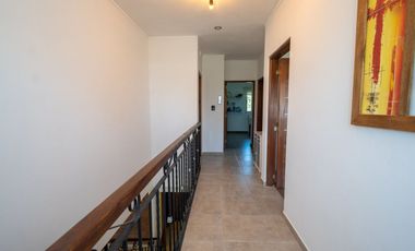 IMPECABLE CASA EN ARROYO LEYES