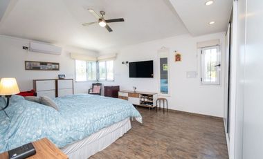 IMPECABLE CASA EN ARROYO LEYES