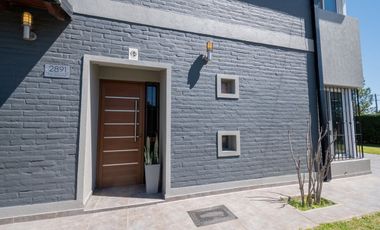IMPECABLE CASA EN ARROYO LEYES