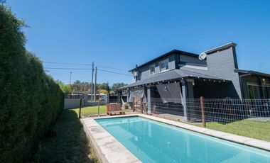 IMPECABLE CASA EN ARROYO LEYES