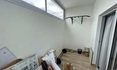 VENTA CASA 5 AMB + 2 LOCALES