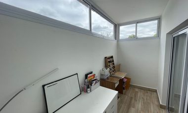 VENTA CASA 5 AMB + 2 LOCALES