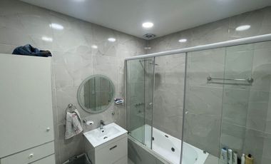 VENTA CASA 5 AMB + 2 LOCALES