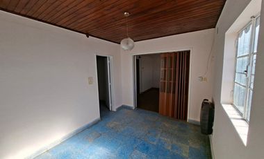 VENTA CASA SOBRE LOTE 974M2 - GENERAL ROJO