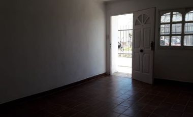 SE ALQUILA CASA 3 DORM EN SANTO TOME