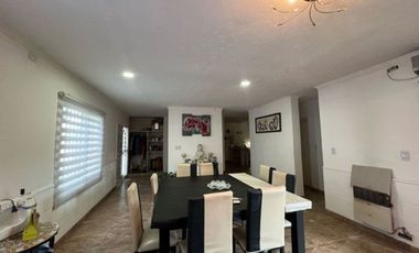 VENTA MODERNA Y AMPLIA CASA 3 DOR, RODEO DEL MEDIO