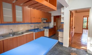 537 M2 de Terreno /253 m2 Utiles