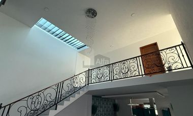 VENTA/Renta  Casa  en Privada, La Magdalena Ocotitlán Metepec Estado de México