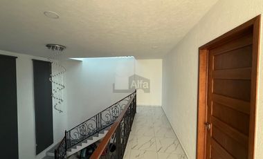 VENTA/Renta  Casa  en Privada, La Magdalena Ocotitlán Metepec Estado de México