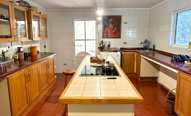 ENCANTADORA CASA A LA VENTA EN MEJOR CONDOMINIO LIMACHE 6D4B
