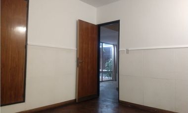 ALQUILER- CASA ESQUINA 4 DORMITORIOS- BARRIO MAIPÚ