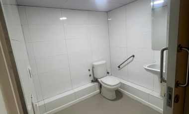 ARRIENDO OFICINA  153 M2 AMPLIOS GIROS