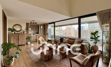 DOBLE ALTURA, TERRAZA DE 30M2, SALA DE ESTAR, COCINA ABIERTA