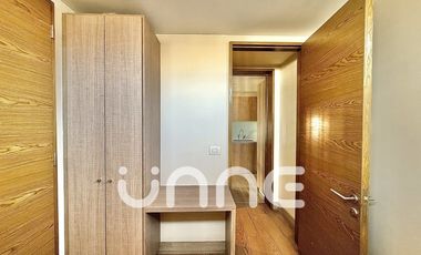 DOBLE ALTURA, TERRAZA DE 30M2, SALA DE ESTAR, COCINA ABIERTA