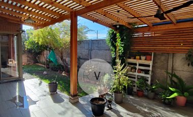 ARRIENDO CASA 3HAB 3BA MACHALÍ
