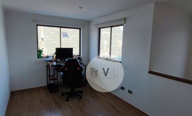 ARRIENDO CASA 3HAB 3BA MACHALÍ