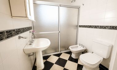 VENTA DE CASA EN EL HELVECIA