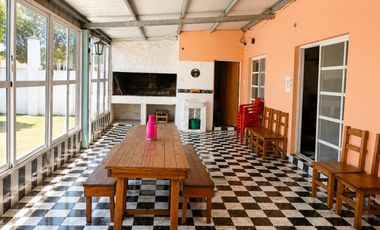 VENTA DE CASA EN EL HELVECIA