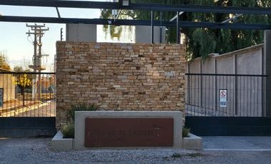 VENTA CASA A ESTRENAR 2 DORM B° PRIVADO RUSSELL