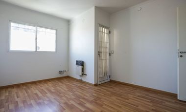 Venta PH - 3 ambientes c/terraza - San Justo/UNLAM