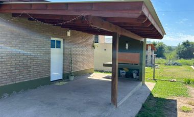 VENTA COMODA CASA 1 DORM SANTA MONICA
