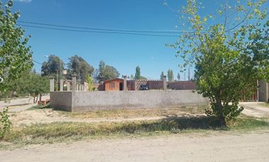 LOTE EN EL CARRIZAL CON CONTRUCCION A REFORMAR