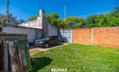 VENTA CASA TRES DORMITORIOS CON GARAGE Y PATIO