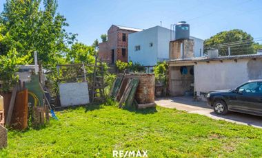 VENTA CASA TRES DORMITORIOS CON GARAGE Y PATIO