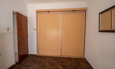 CASA EN ALQUILER 2 DORM 2 COCH EN FOM. 9 DE JUL