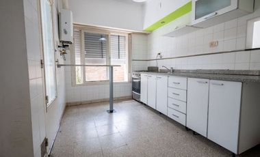 CASA EN ALQUILER 2 DORM 2 COCH EN FOM. 9 DE JUL