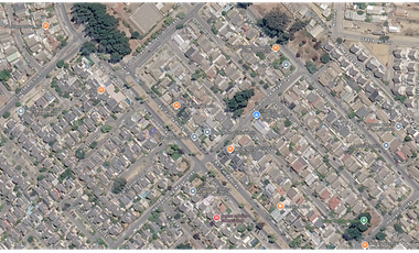 ARRIENDO CASA COMERCIAL EN PLENA AV. FUNDADORES