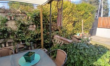ACOGEDORA PROPIEDAD EN VILLA FREI COMUNA ÑUÑOA