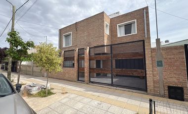 ALQUILER CASA 3 DORMITORIOS