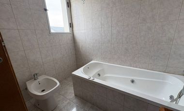 ALQUILER CASA 3 DORMITORIOS