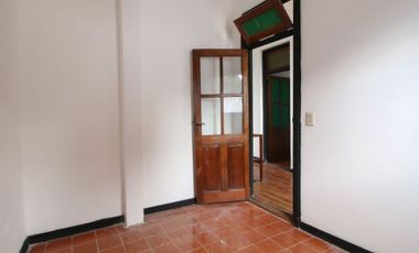 VENTA PH TIPO CASA 5 AMBIENTES FLORESTA