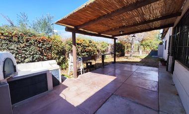 VENTA CASA EN B. LOS LIRIOS CORRALITOS GUAYMALLEN.