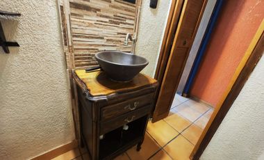 VENTA CASA EN B. LOS LIRIOS CORRALITOS GUAYMALLEN.