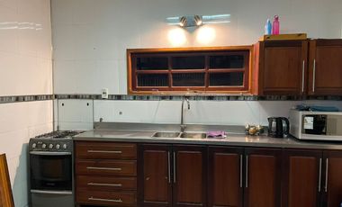 VENTA/AMPLIA CASA/3 DORMITORIOS/LEHMANN
