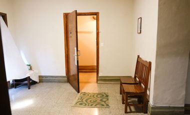 Venta Departamento 3 ambientes con Patios.