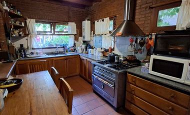 Complejo a la venta en Mar de las Pampas Centro
