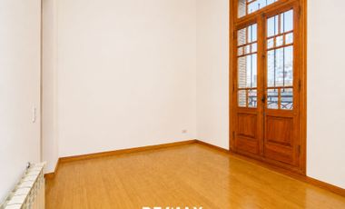 VENTA CASA 4 DORMITORIOS APTO CREDITO CENTRO
