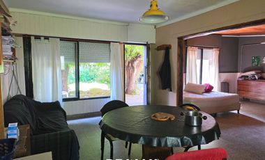 CASA CON DPTO EN VILLA MITRE. EXCELENTE UBICACION!