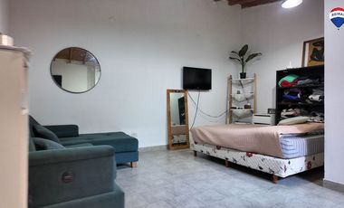 VENTA CASA 3 AMB PATIO COCHERA PARRILLA AVELLANEDA