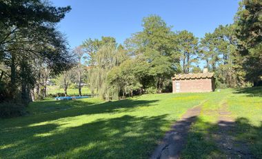 VENTA CASA QUINTA PILETA UNCAS AMPLIO LOTE TANDIL