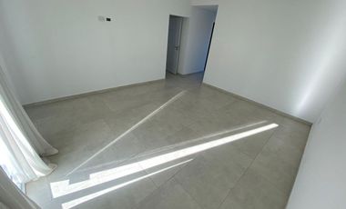 CASA 5 AMBIENTES EN ALQUILER EN CANNING