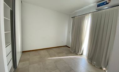 CASA 5 AMBIENTES EN ALQUILER EN CANNING
