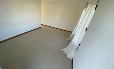 CASA 5 AMBIENTES EN ALQUILER EN CANNING