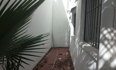 Casa en alquiler para uso comercial en Mendoza