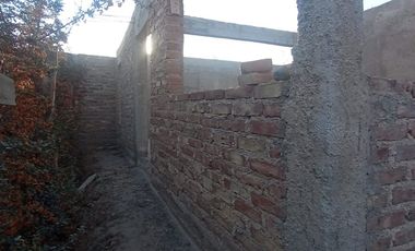 VENTA DE TERRENO CON OBRA GRUESA EN GUAYMALLEN