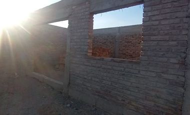 VENTA DE TERRENO CON OBRA GRUESA EN GUAYMALLEN